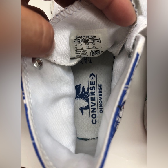 2/$30 - Toddler boys converse dinoverse hi top sneakers (T10) - Picture 7 of 9